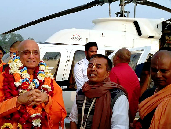 Bhakti-Caru's Mayapur arrival in Helicopter